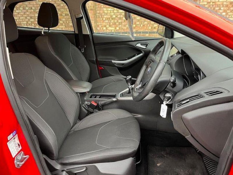 FORD FOCUS