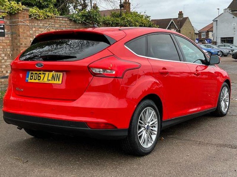 FORD FOCUS