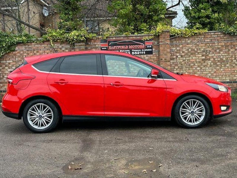 FORD FOCUS