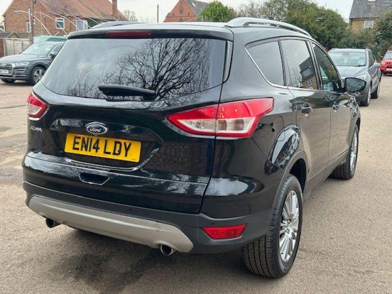FORD KUGA