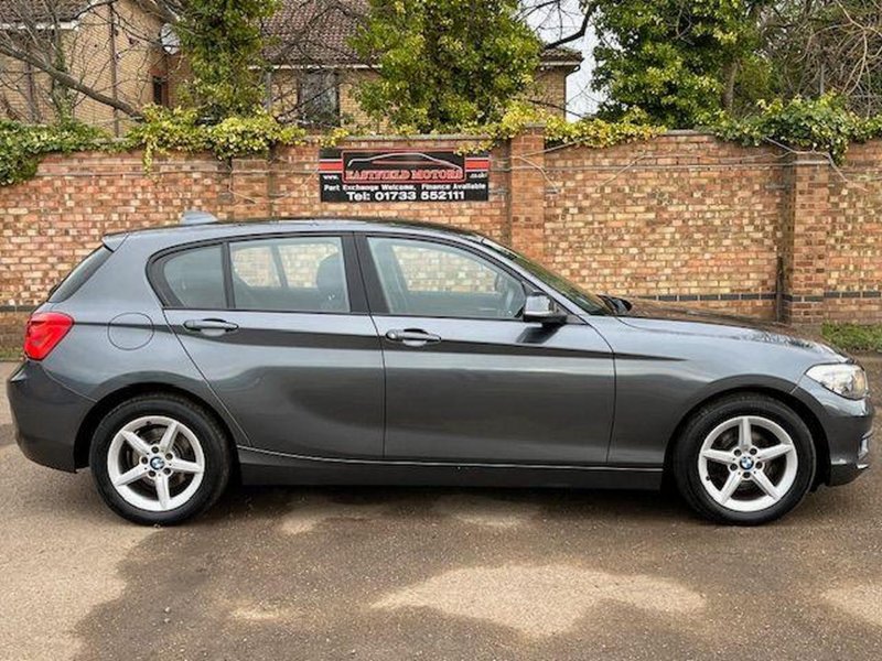 BMW 1 SERIES