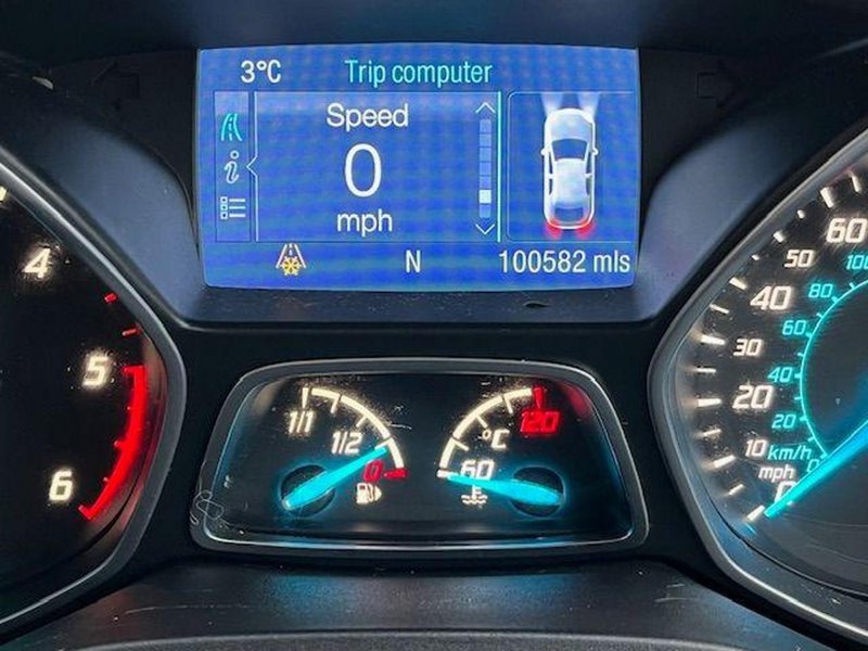 FORD KUGA