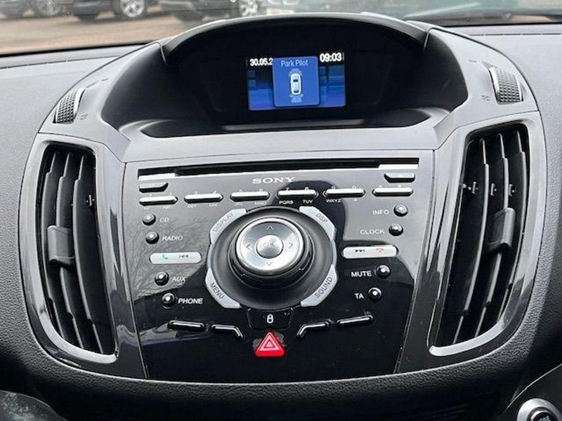 FORD KUGA