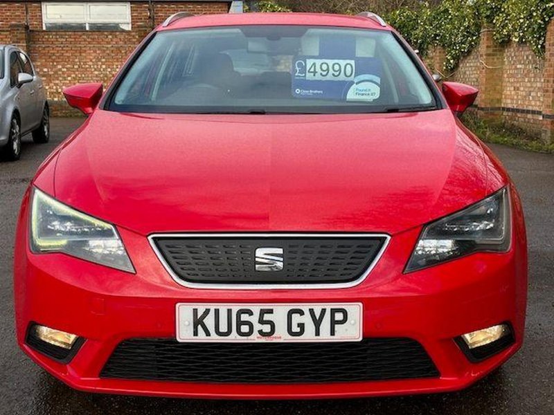 SEAT LEON