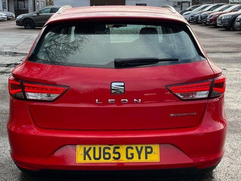 SEAT LEON