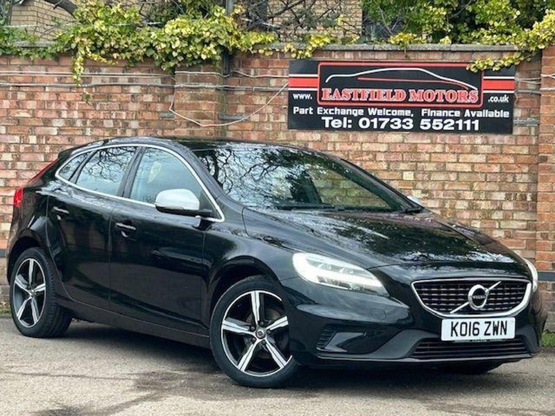 VOLVO V40