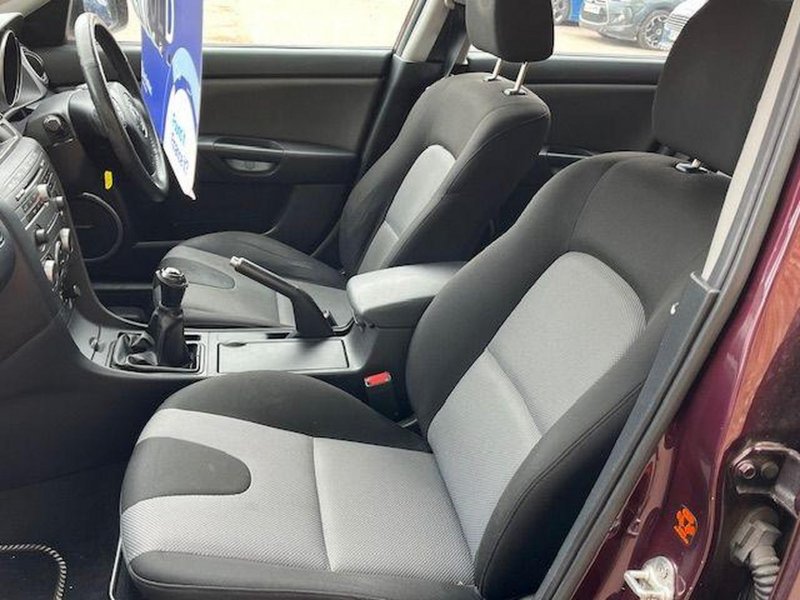 MAZDA MAZDA3