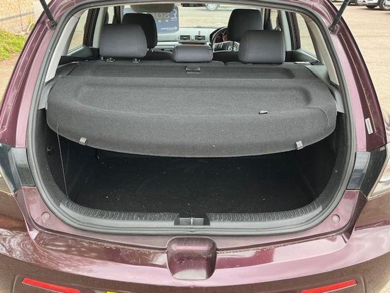 MAZDA MAZDA3