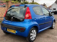 PEUGEOT 107