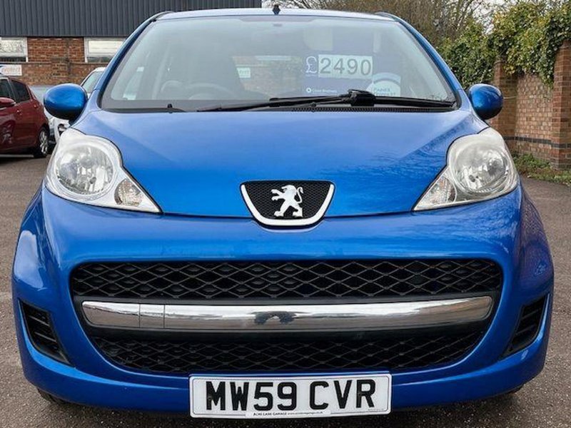PEUGEOT 107