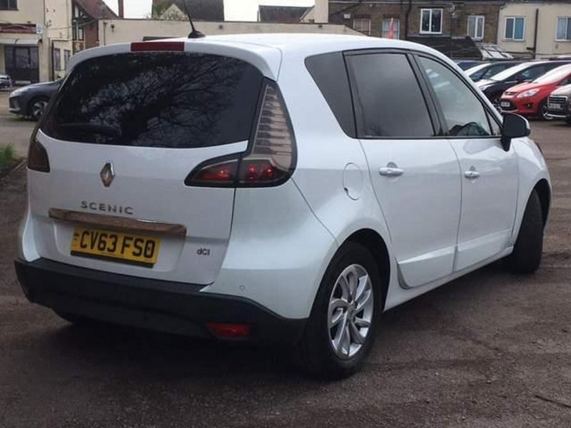 RENAULT SCENIC
