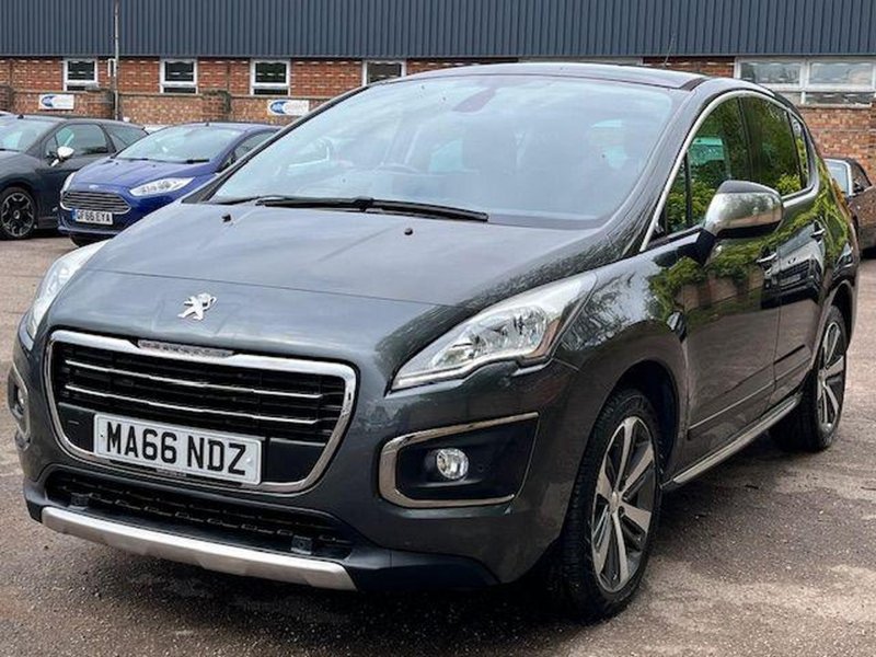 PEUGEOT 3008