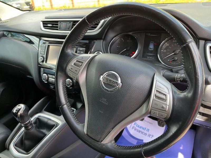 NISSAN QASHQAI