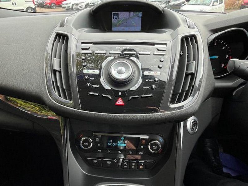 FORD KUGA