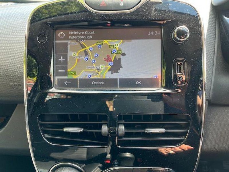 RENAULT CLIO