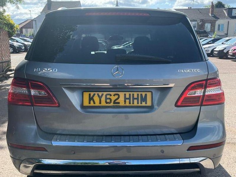 MERCEDES-BENZ M CLASS