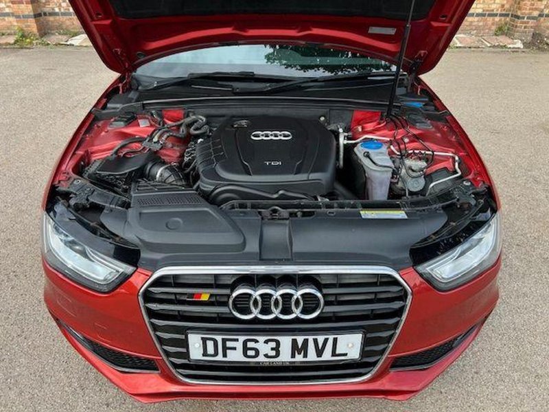 AUDI A4 AVANT