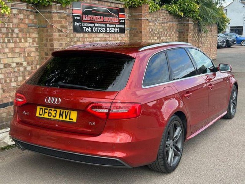 AUDI A4 AVANT
