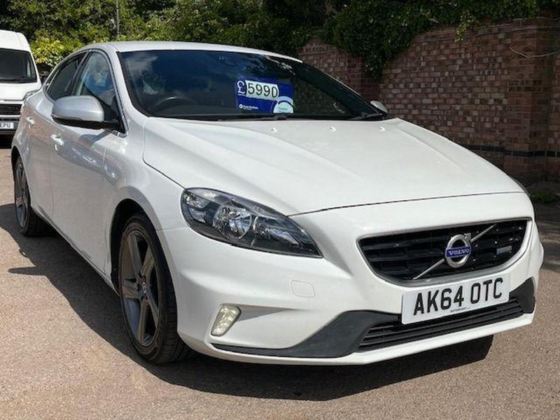 VOLVO V40