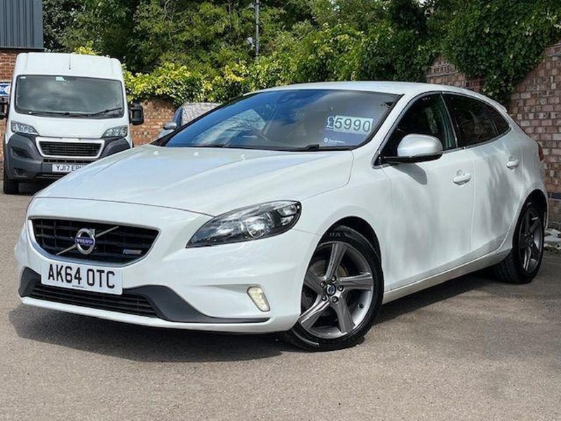 VOLVO V40