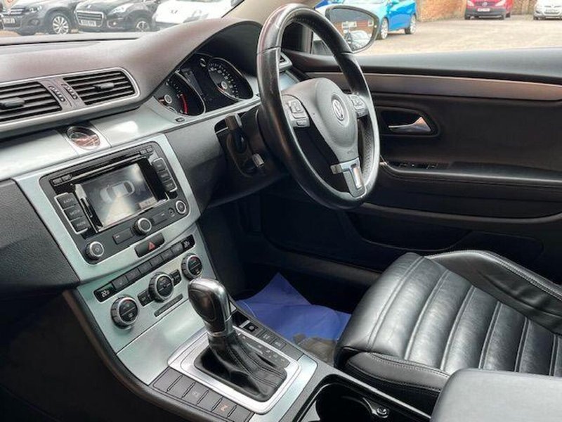 VOLKSWAGEN CC