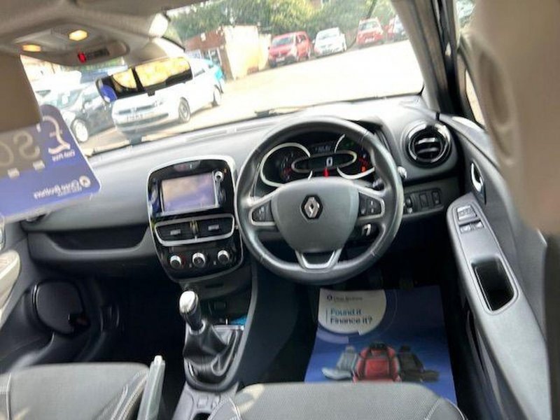 RENAULT CLIO