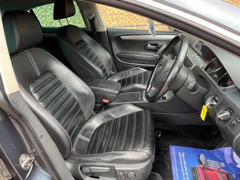 VOLKSWAGEN CC
