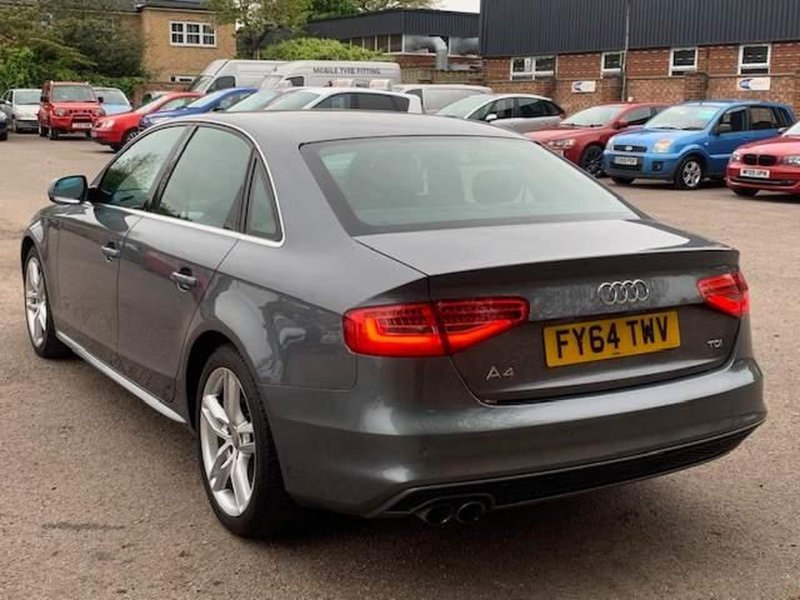 AUDI A4